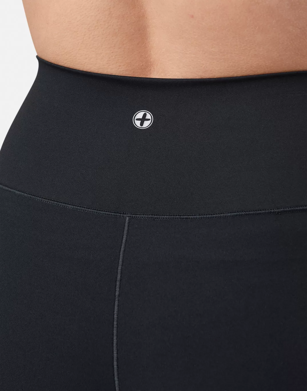 Aurora 7/8 Pocket Legging in Black