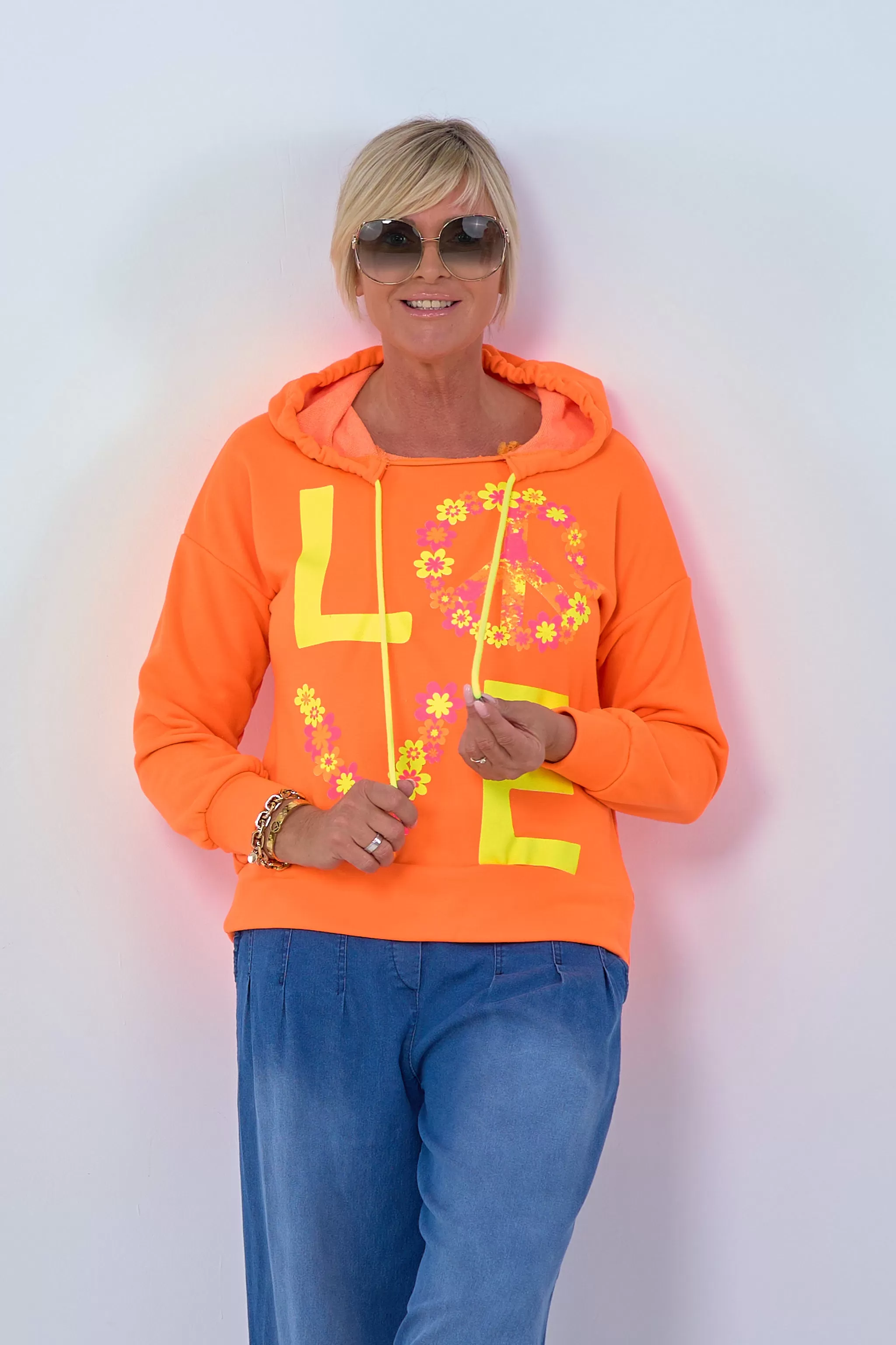 Hoodie mit Love-Blumen-Print, neon orange